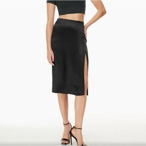 Aritzia (Babaton) Eames Skirt